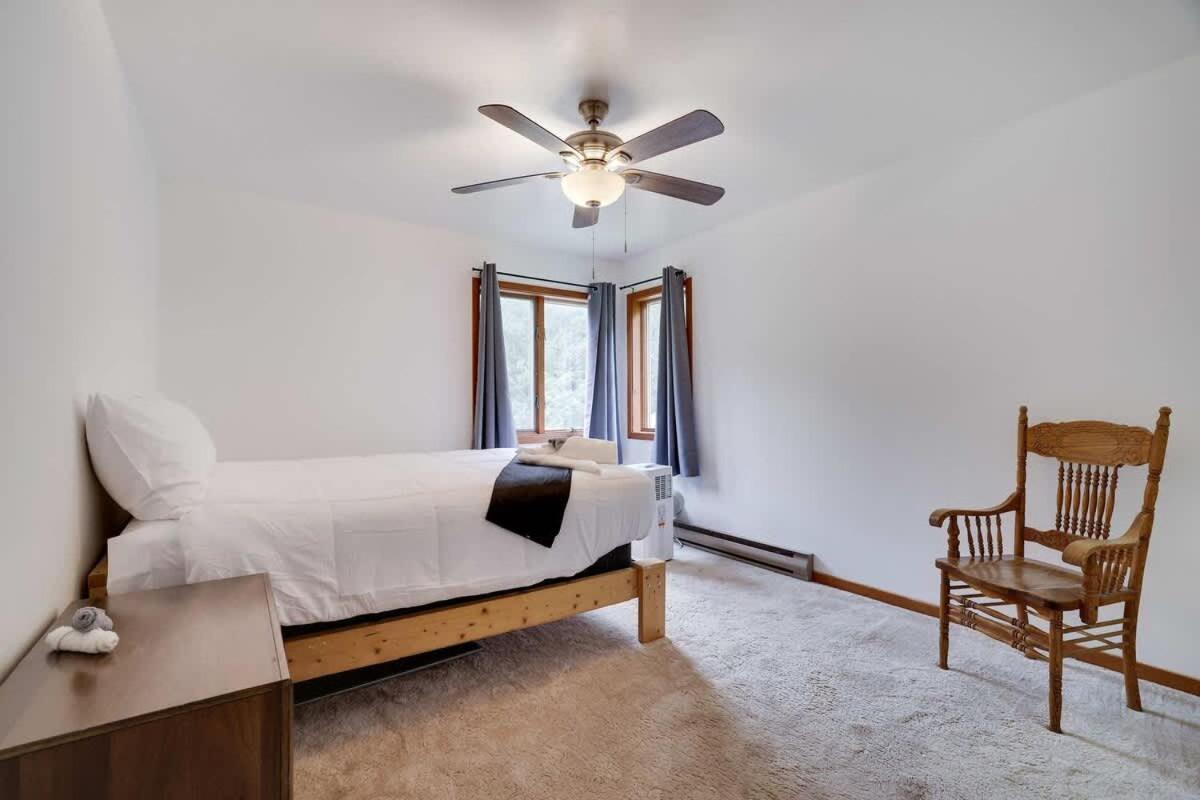 Relax In Blakeslee - Spacious 5Br Home With Bbq Εξωτερικό φωτογραφία